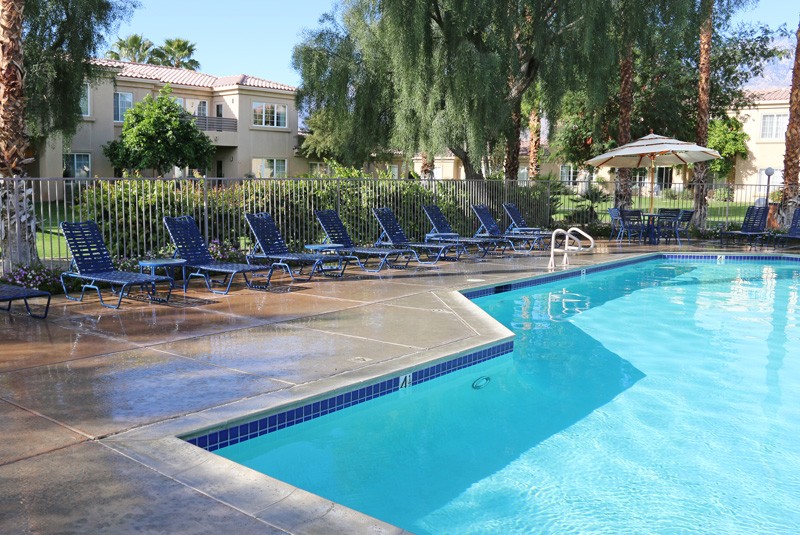 Pool and hydromassage bathtub Cimarron Palm Springs